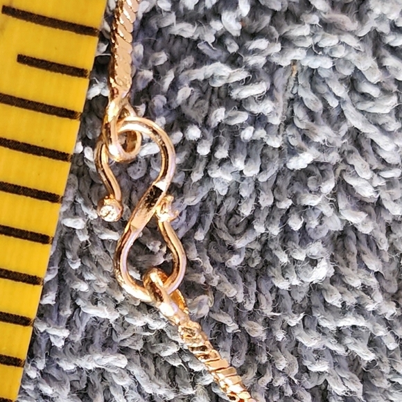 Beautiful Necklace 10K - 22" - Picture 3 of 7